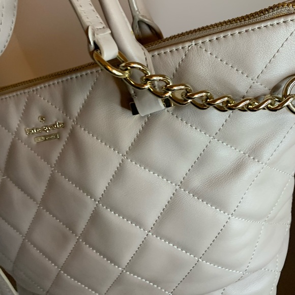Medium size, Quilted, Kate Spade purse. - Picture 6 of 9